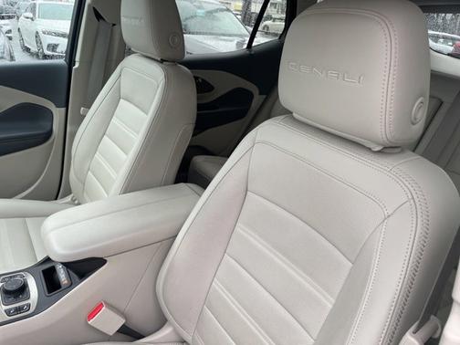 2023 GMC Terrain Denali