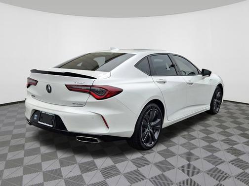 2022 Acura TLX w/A-Spec Package
