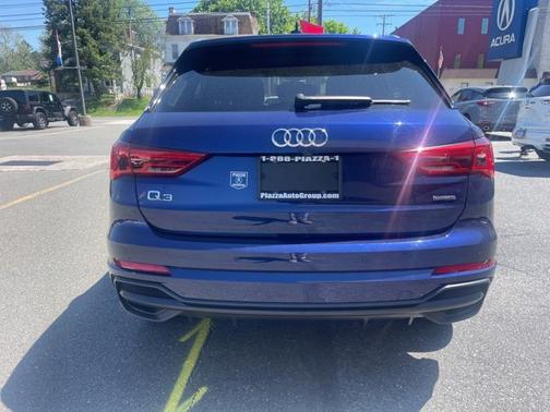 2021 Audi Q3 S line Premium