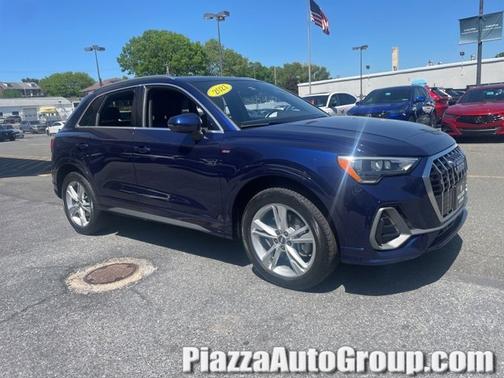 2021 Audi Q3 S line Premium