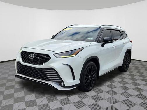 2023 Toyota Highlander XSE