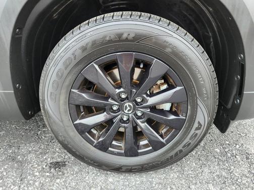 2024 Mazda CX-50 2.5 S Preferred Package