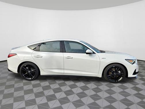 Platinum White Pearl 2026 Acura Integra w/A-Spec Technology Package