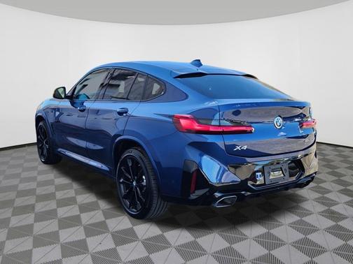 2022 BMW X4 xDrive30i