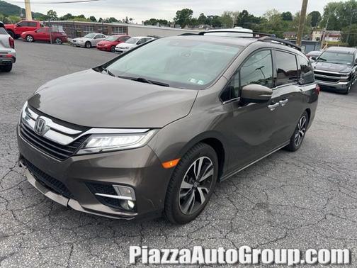 Forest Mist Metallic 2018 Honda Odyssey Elite
