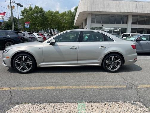 2017 Audi A4 Premium Plus