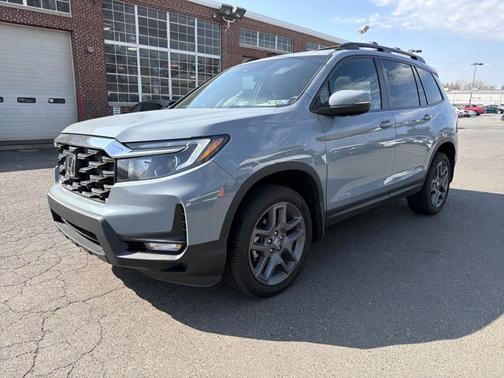 Sonic Gray Pearl 2023 Honda Passport EX-L