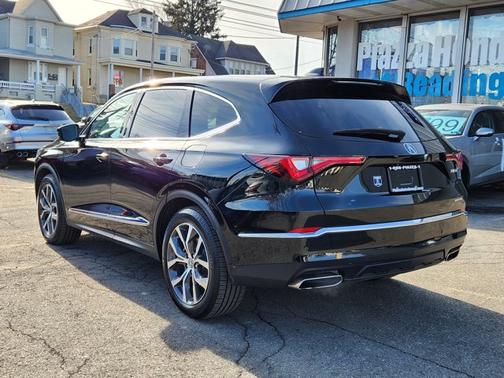 2023 Acura MDX w/Technology Package
