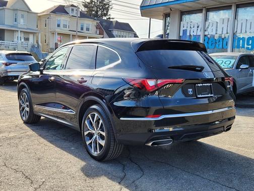 2023 Acura MDX w/Technology Package