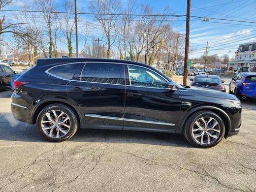 2023 Acura MDX w/Technology Package