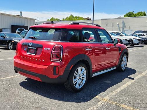 Chili Red 2022 MINI Countryman Cooper