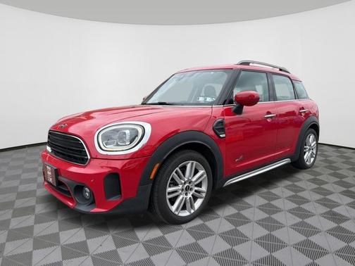Chili Red 2022 MINI Countryman Cooper