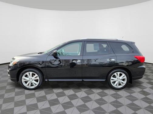 2018 Nissan Pathfinder SL