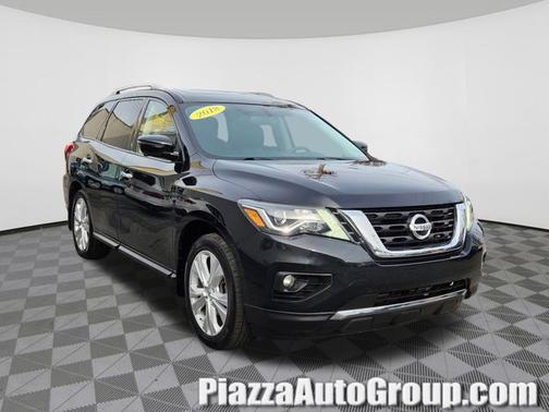 2018 Nissan Pathfinder SL