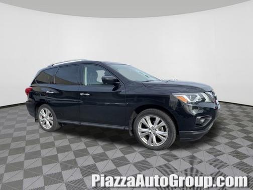 2018 Nissan Pathfinder SL