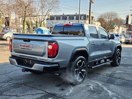 2024 GMC Canyon 4WD Denali