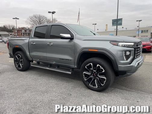 2024 GMC Canyon 4WD Denali
