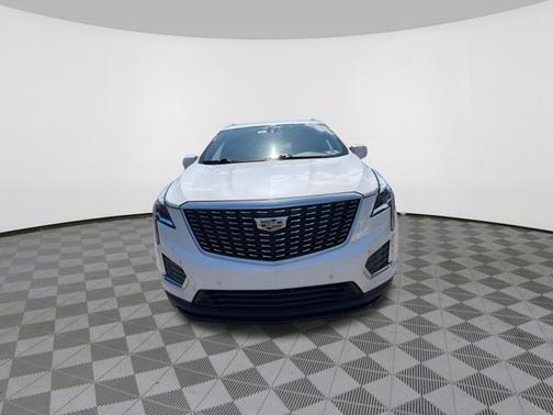 Crystal White Tricoat 2020 Cadillac XT5 Luxury AWD