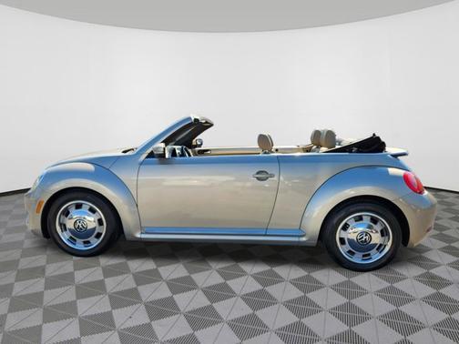 2014 Volkswagen Beetle Auto 1.8T