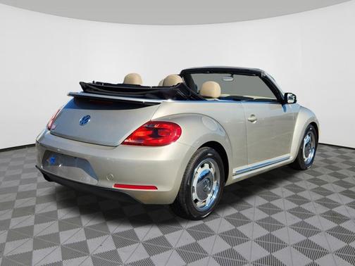 2014 Volkswagen Beetle Auto 1.8T