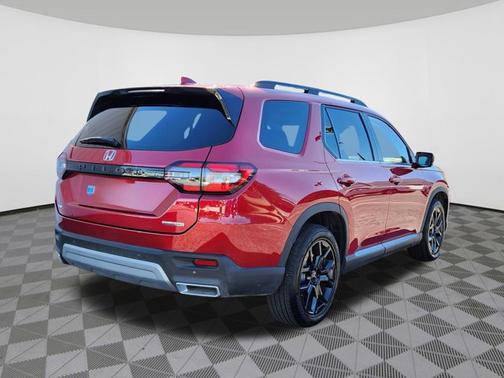 2025 Honda Pilot Touring+