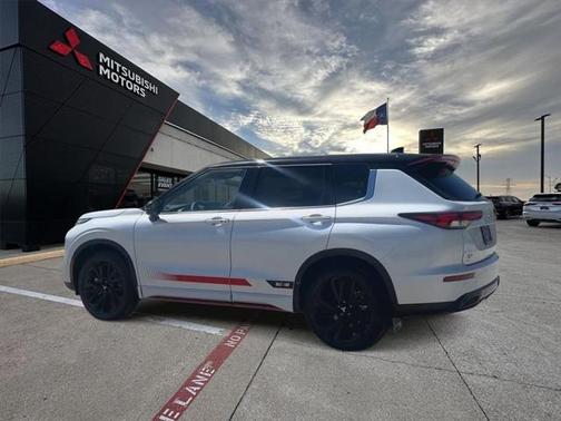 2024 Mitsubishi Outlander SE Ralliart S-AWC