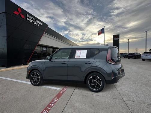 2023 Kia Soul EX