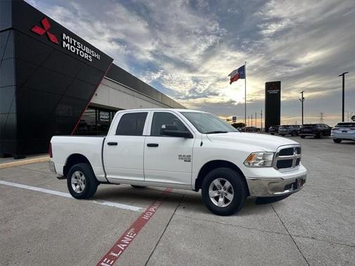 2023 RAM 1500 Classic SLT