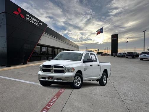 2023 RAM 1500 Classic SLT