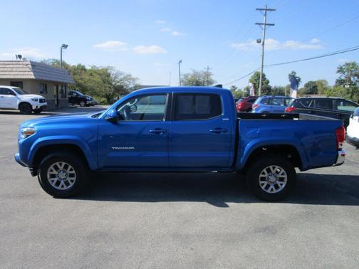 2016 Toyota Tacoma Base