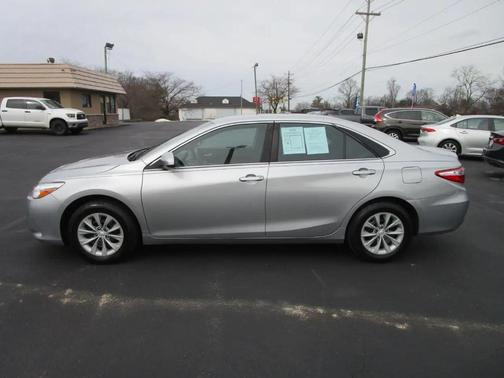 2017 Toyota Camry XLE