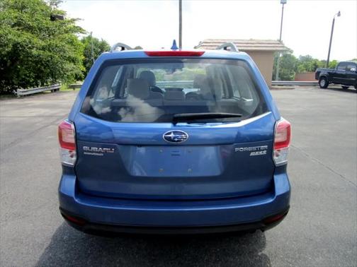 2017 Subaru Forester 2.5i