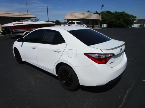White 2016 Toyota Corolla S