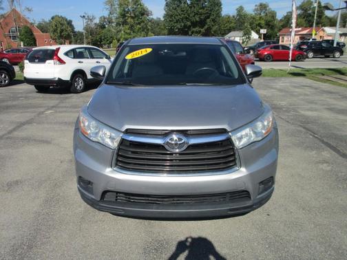 2014 Toyota Highlander LE