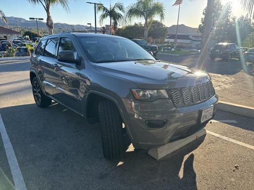 2020 Jeep Grand Cherokee Altitude
