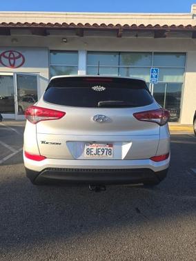 2018 Hyundai TUCSON SE
