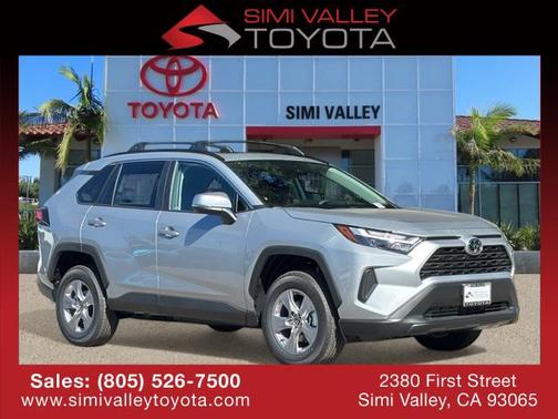 2025 Toyota RAV4 XLE