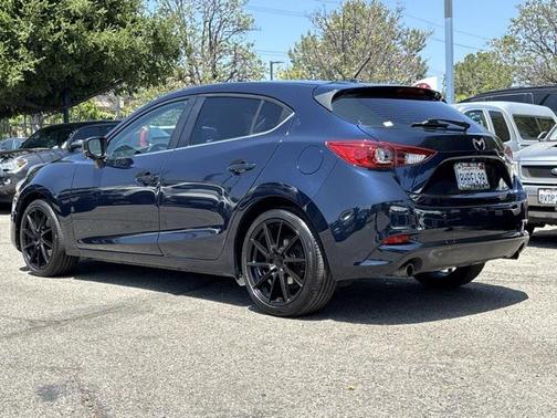 2018 Mazda Mazda3 Touring