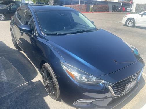 2018 Mazda Mazda3 Touring
