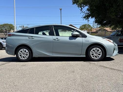 2016 Toyota Prius Two
