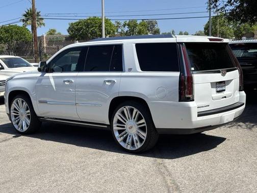 2017 Cadillac Escalade Premium Luxury