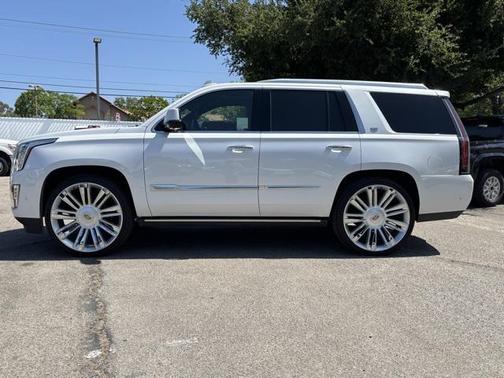 2017 Cadillac Escalade Premium Luxury