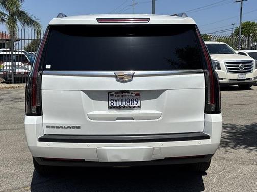 2017 Cadillac Escalade Premium Luxury