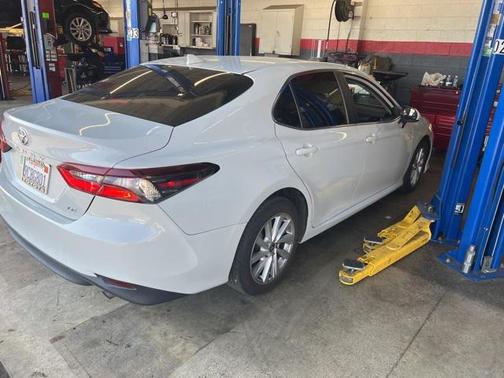 2022 Toyota Camry LE