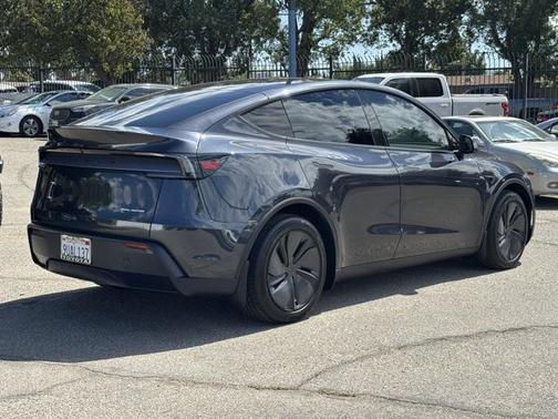2026 Tesla Model Y Long Range