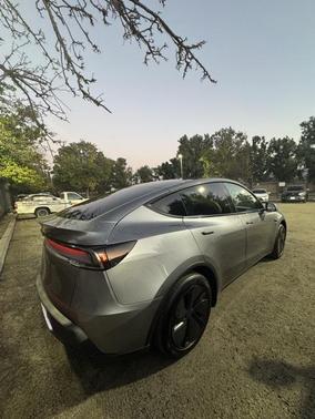 2026 Tesla Model Y Long Range