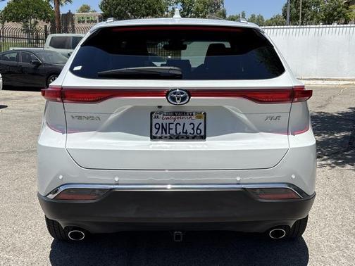 2024 Toyota Venza XLE