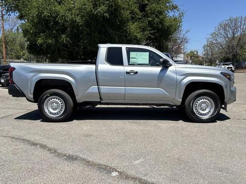 2025 Toyota Tacoma SR