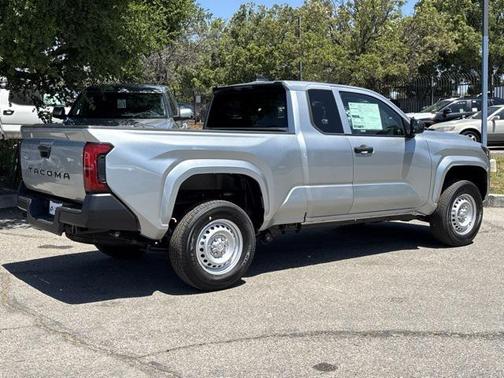 2025 Toyota Tacoma SR