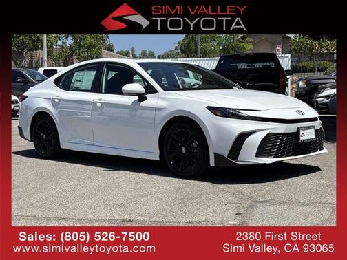 2025 Toyota Camry SE
